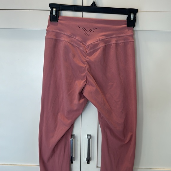 Whitney Simmons x Gymshark leggings Mauve Size: Medium - Picture 9 of 10